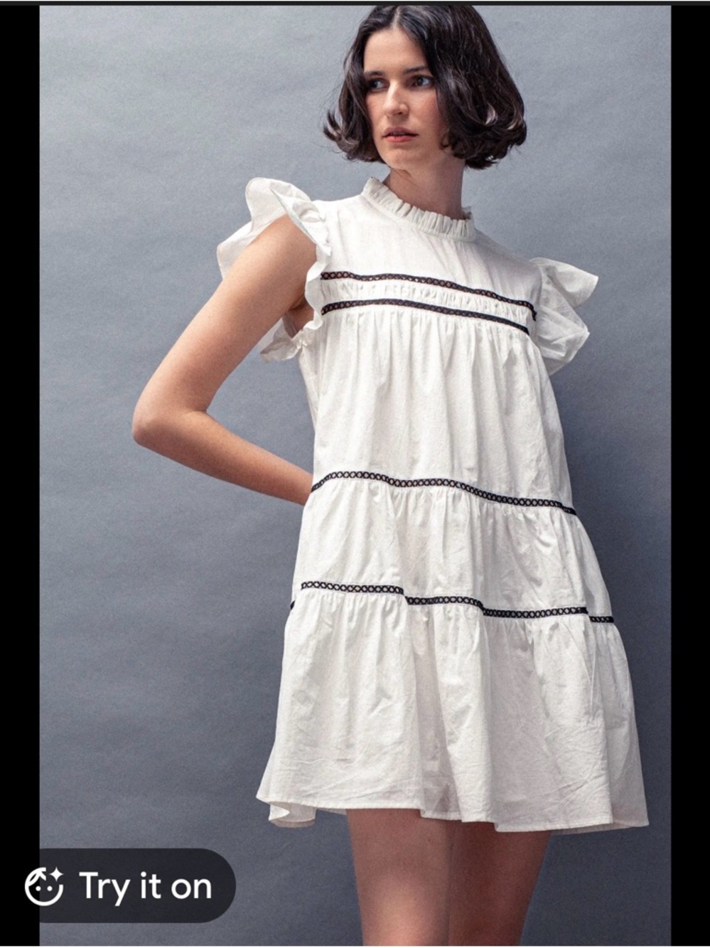 En Saison Aliza Babydoll Mini Dress White Ruffle Tiered M EUC Ruffle Sleeve